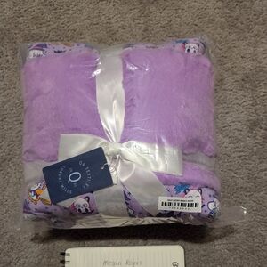 Charlies Project Hello Kitty Minky Blanket